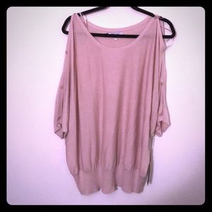 Jennifer Lopez batwing top